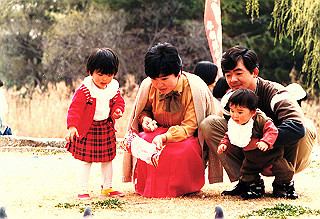 19870300_017_thumb.jpg