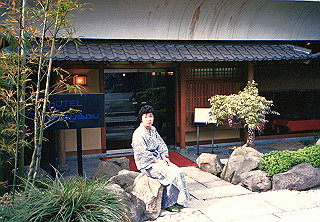 19870502_011_thumb.jpg