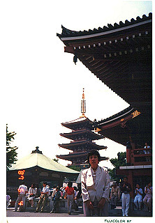 19870502_018_thumb.jpg