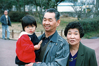 19880101_003_thumb.jpg