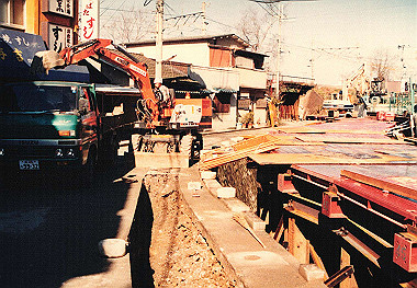 19880520_066_thumb.jpg