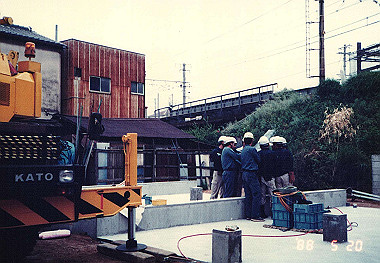 19880520_069_thumb.jpg