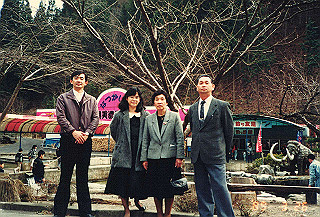 19890326_136_thumb.jpg
