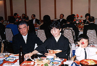 19890506_040_thumb.jpg