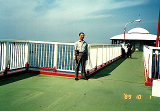 19891001_005_thumb.jpg