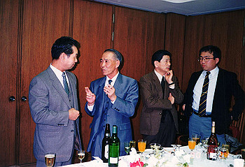 19900324_002_thumb.jpg