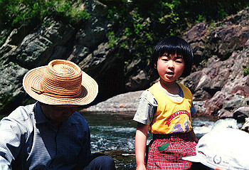 19900429_004_thumb.jpg