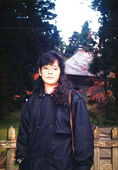 19901123_006_thumb.jpg