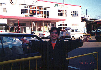 19901125_021_thumb.jpg