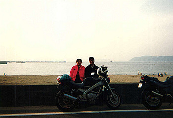 19910399_902_thumb.jpg
