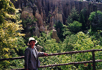 19920501_004_thumb.jpg