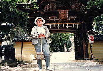 19920501_009_thumb.jpg