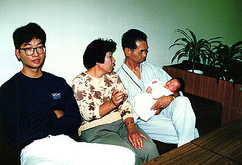 19921000_003_thumb.jpg