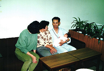 19921000_005_thumb.jpg