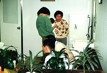 19921000_012_thumb.jpg