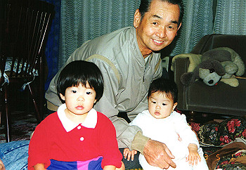 19930501_003_thumb.jpg