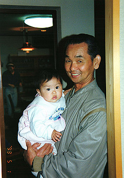 19930501_006_thumb.jpg