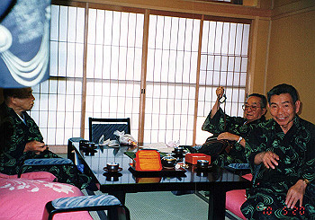 19980520_004_thumb.jpg