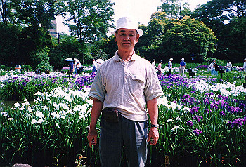 19980601_001_thumb.jpg