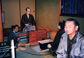 19991208_001_thumb.jpg